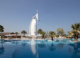 Jumeirah Beach Hotel Leisure Pool