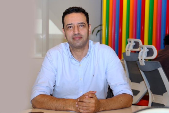 Karim Boukarroum, CEO, Talks