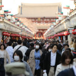 Japan’s Abe Set to Declare Virus Emergency As Cases Jump