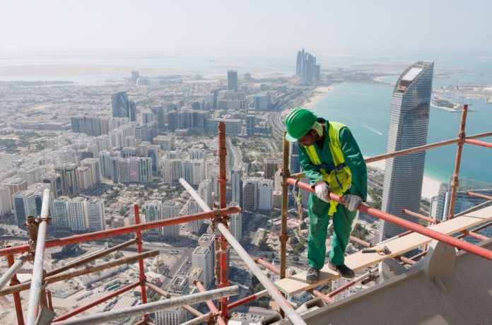 Dubai Builders Worse Off Than Abu Dhabi Peers, Moody’s Says