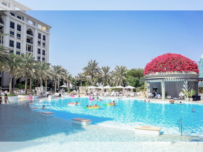 LA PISCINA DAZZLES WITH AN AMAZING ARRAY OF NEW WEEKLY OFFERS