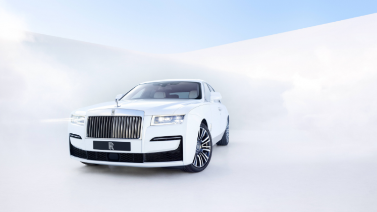 In Pictures: All-New Rolls-Royce Ghost Unveiled In Oman  