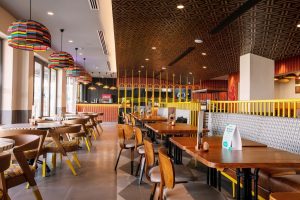 Nando’s Qurum Reopens with Fresh New Look  