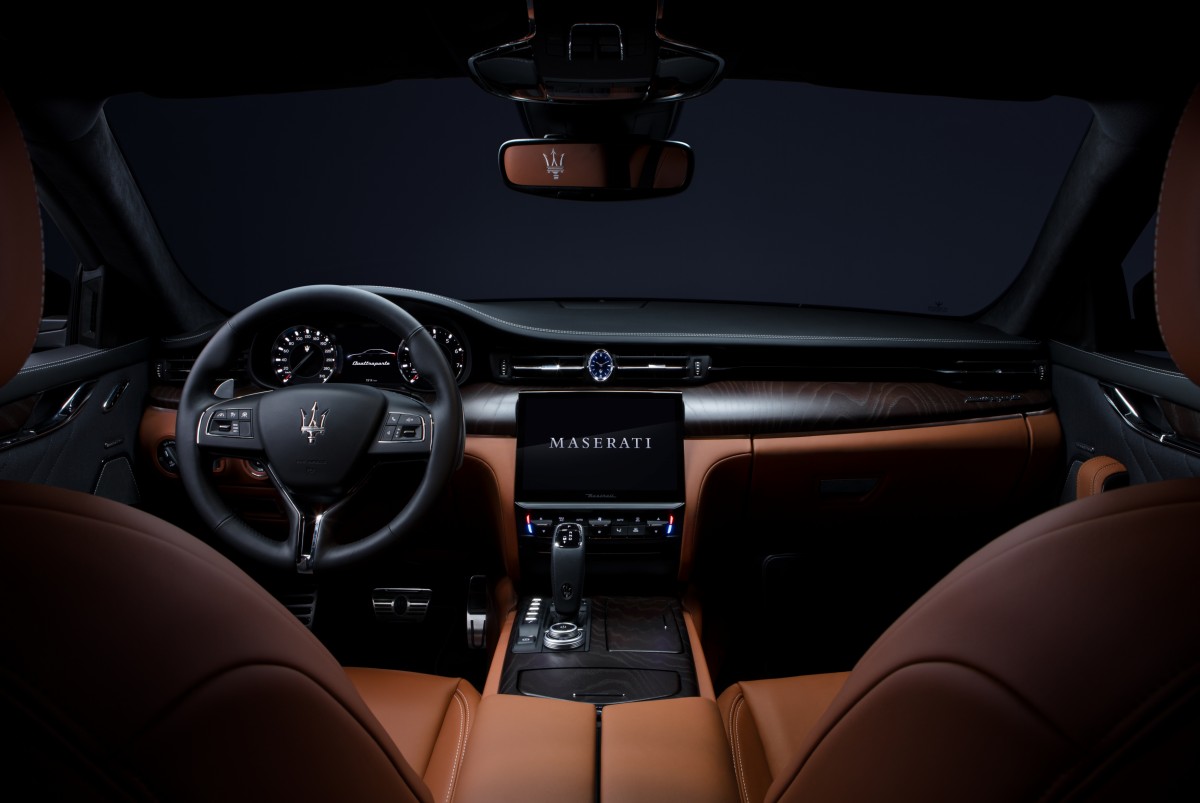 Sophisticated And Powerful : The New Maserati Quattroporte MY21  
