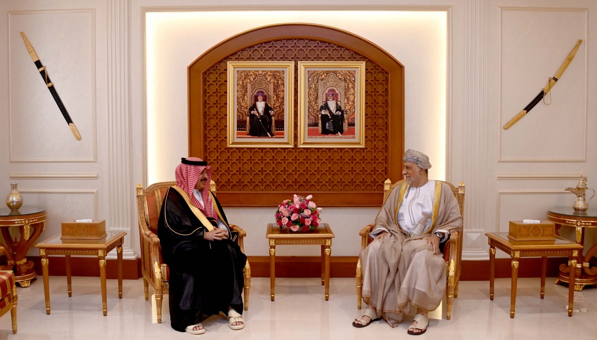 His Majesty The Sultan Confers Al Numan Order on Saudi Ambassador  